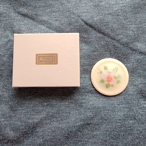 💰🌟 3 for $13 Avon Flower Brooch